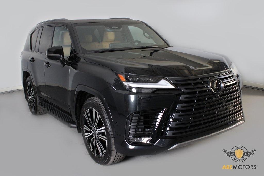 2025 Lexus LX 700h
