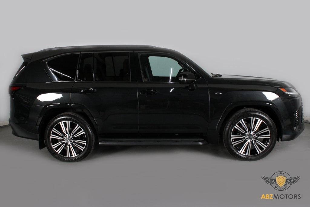 2025 Lexus LX 700h