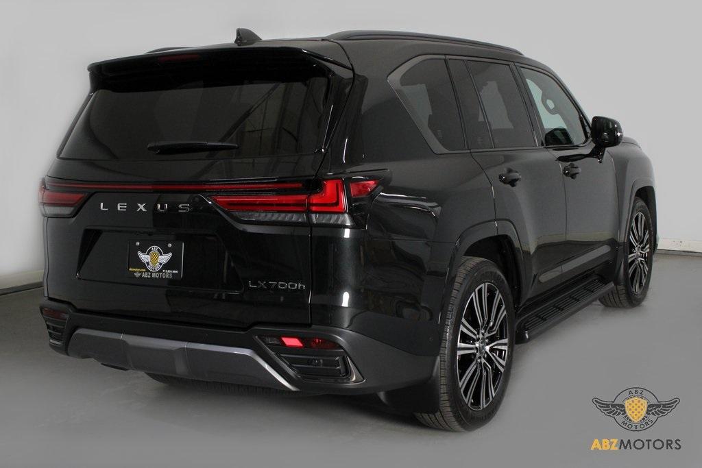 2025 Lexus LX 700h
