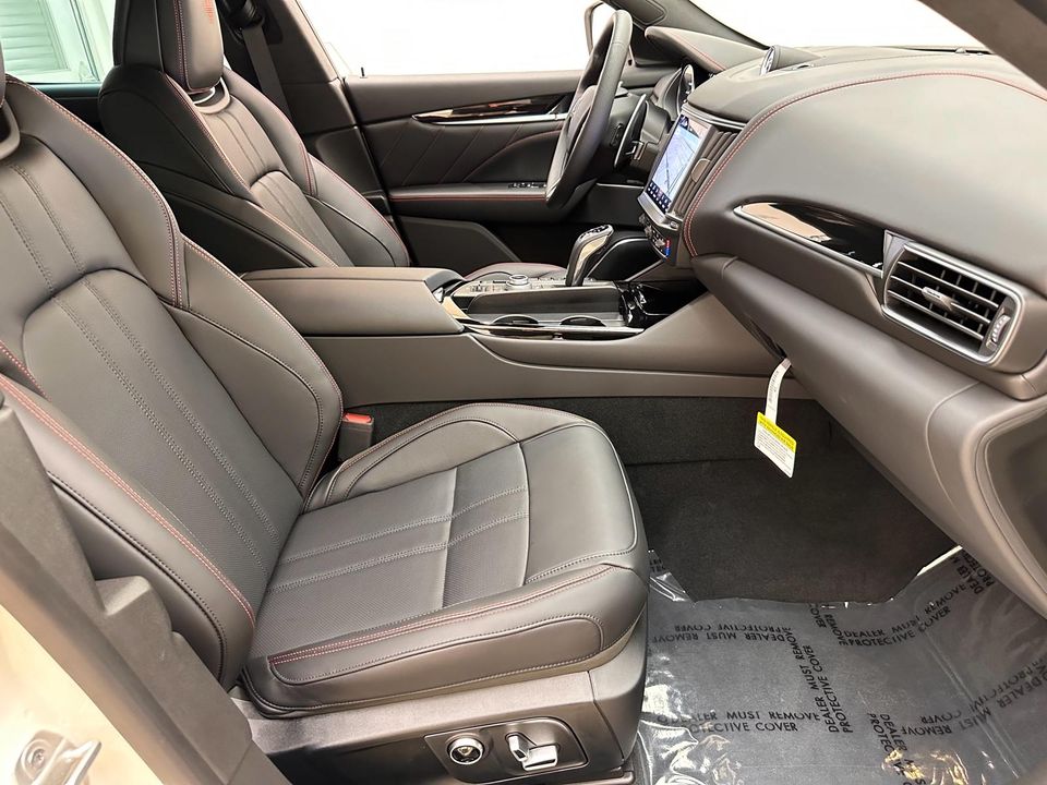 2024 Maserati Levante