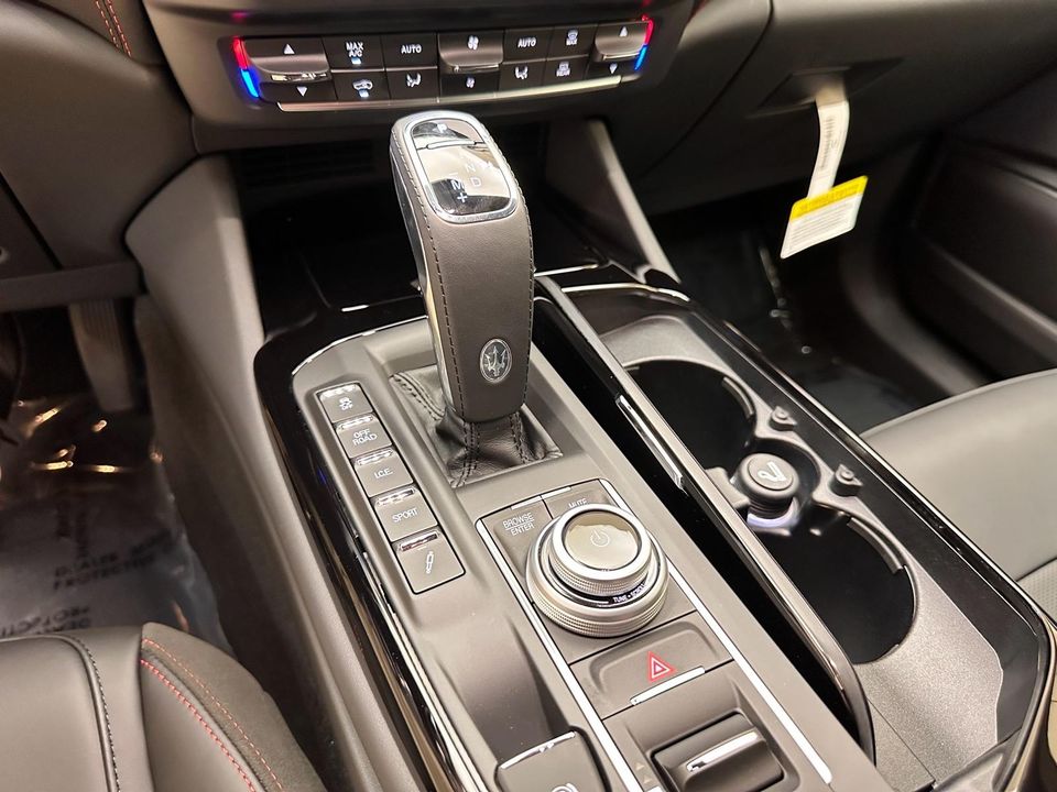 2024 Maserati Levante