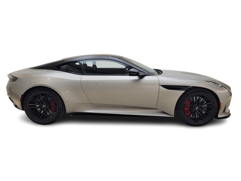 2024 Aston Martin DB12