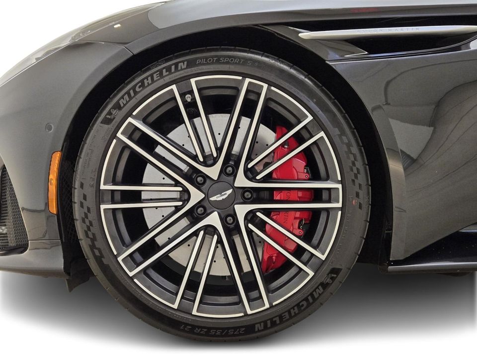 2024 Aston Martin DB12