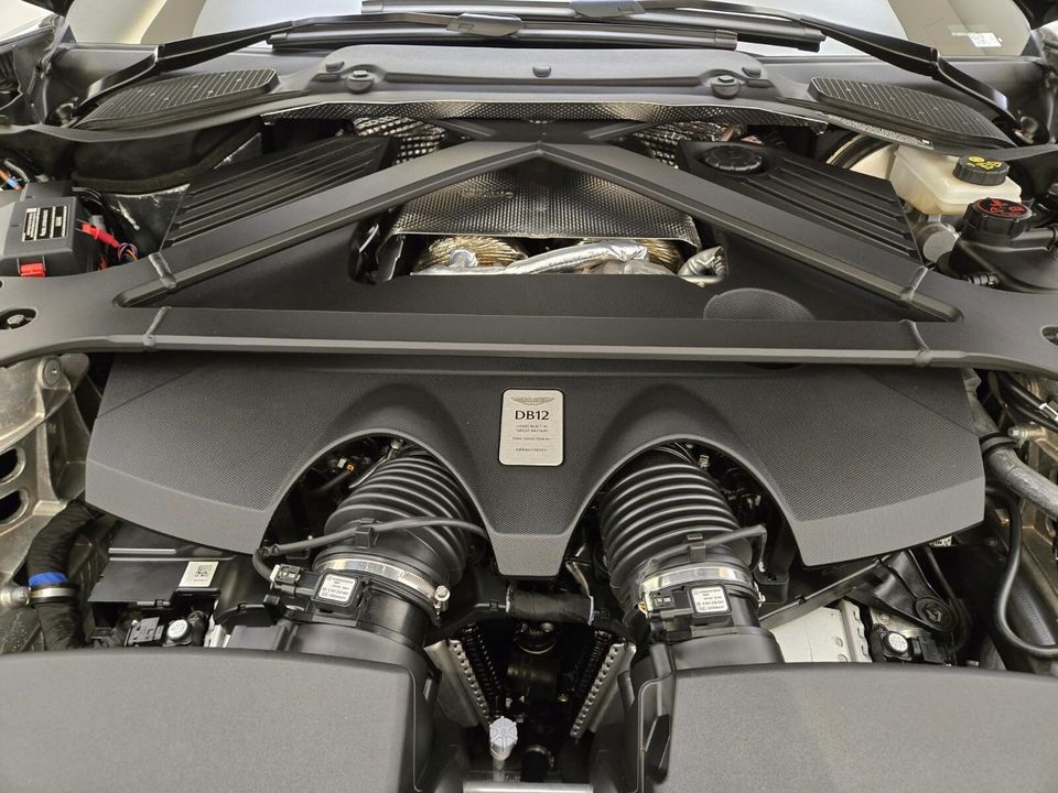2024 Aston Martin DB12