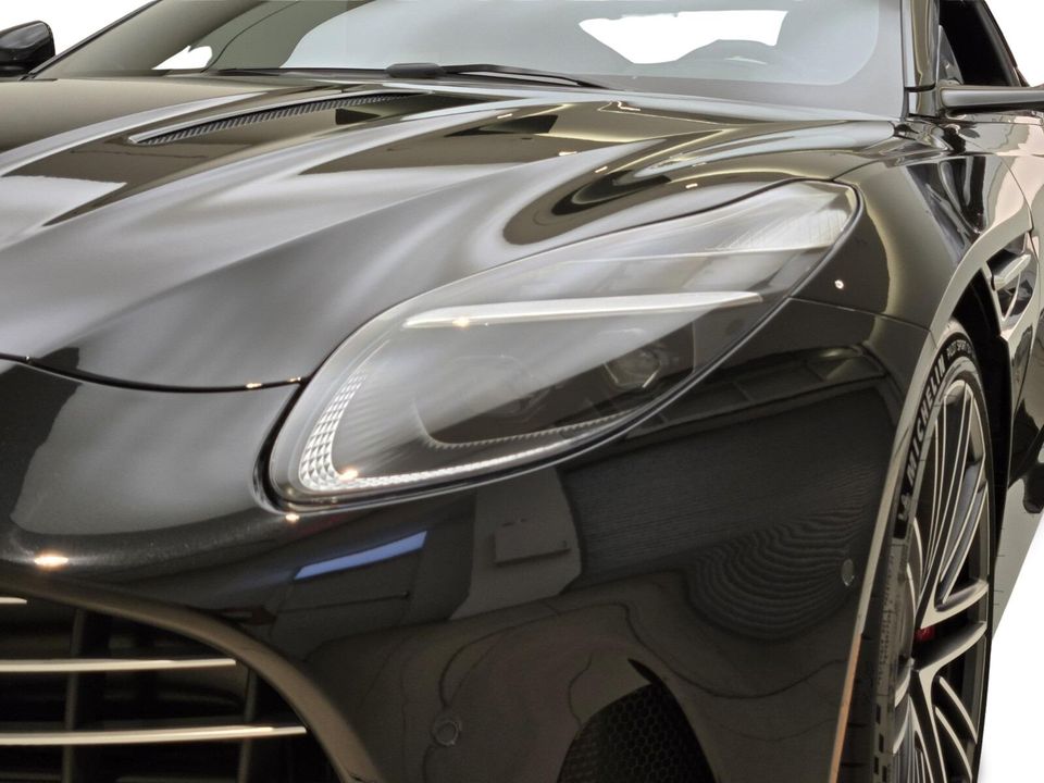 2024 Aston Martin DB12