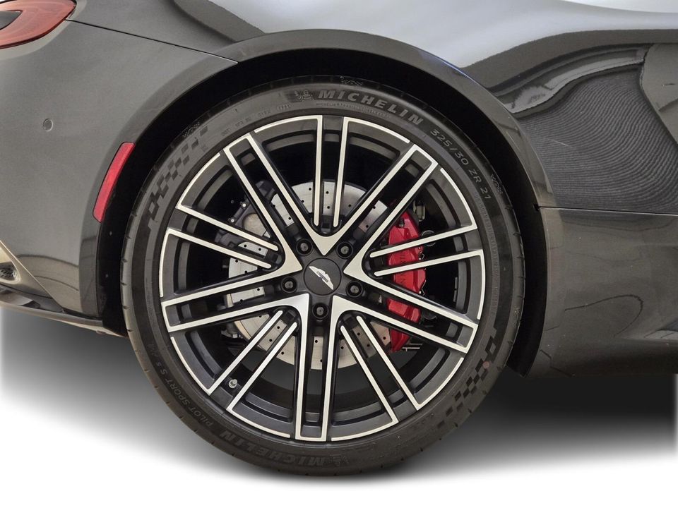 2024 Aston Martin DB12