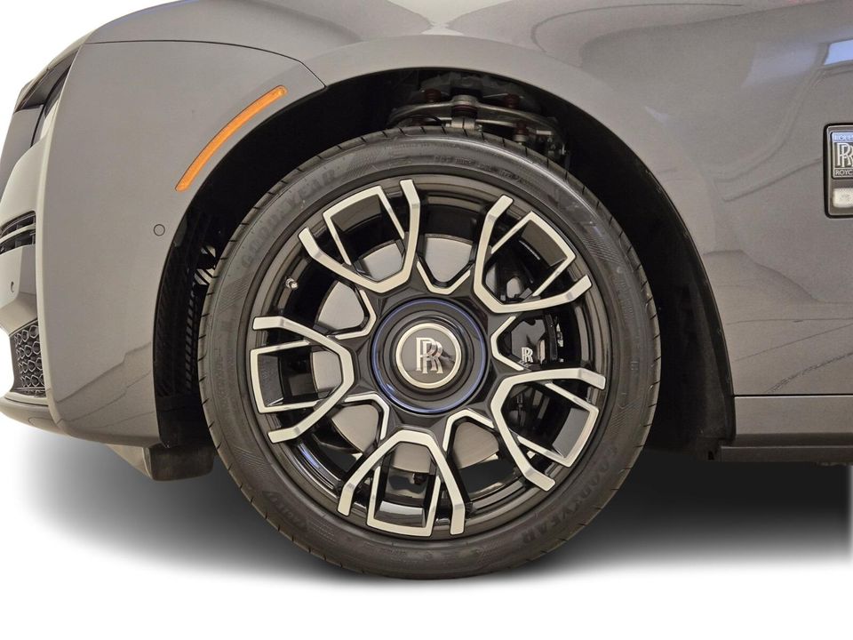 2023 Rolls-Royce Black Badge Ghost