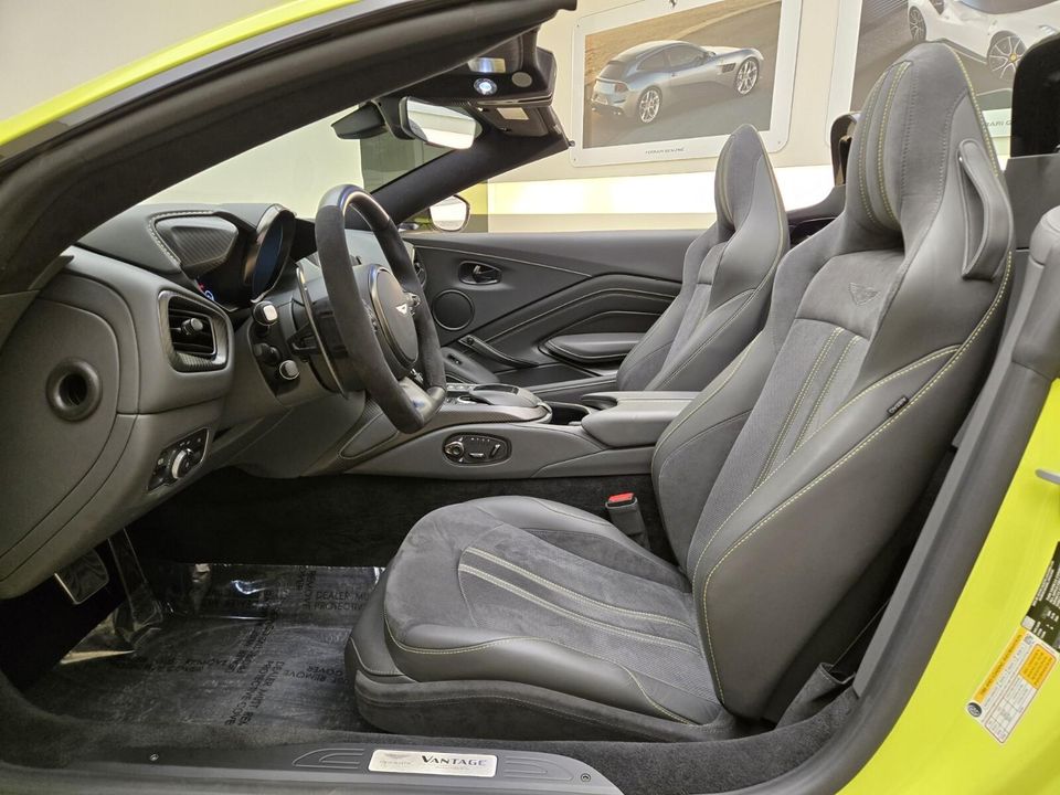 2023 Aston Martin Vantage