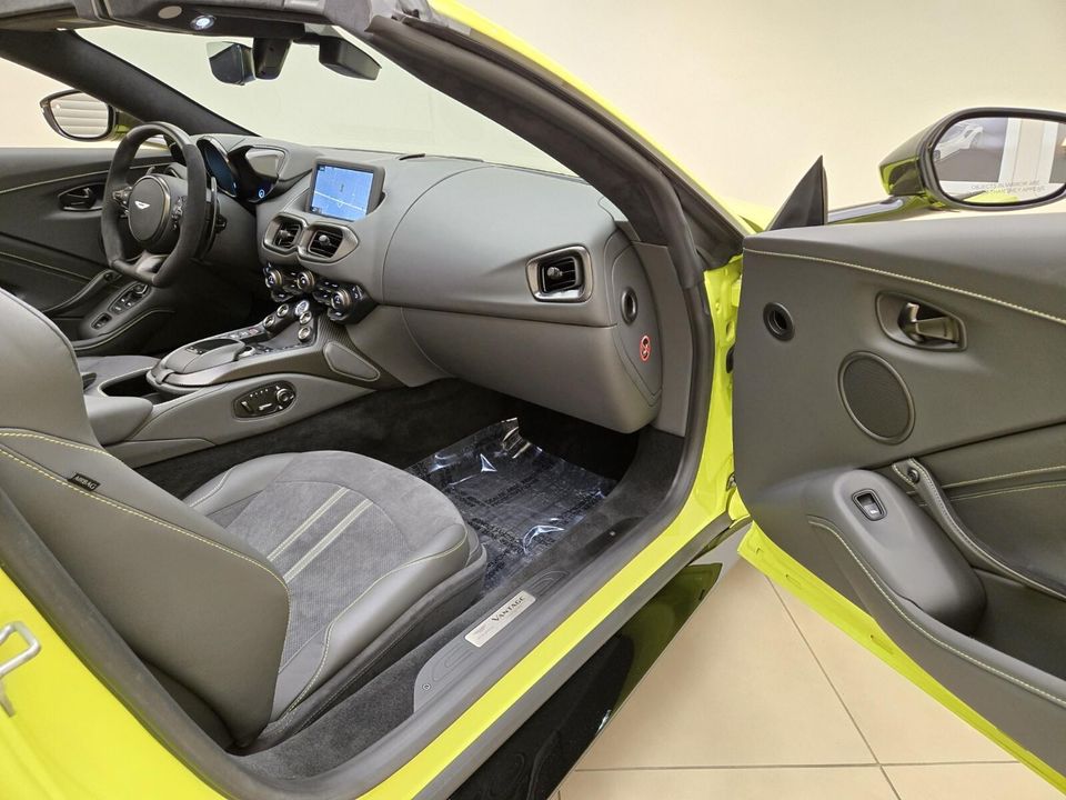 2023 Aston Martin Vantage