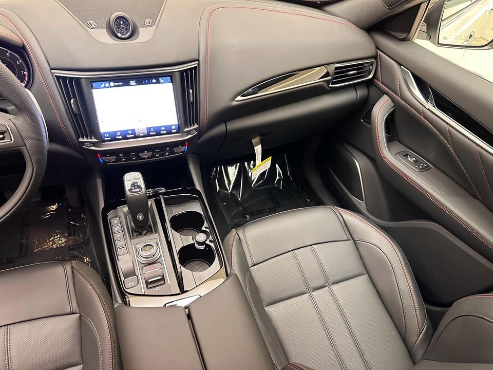 2024 Maserati Levante