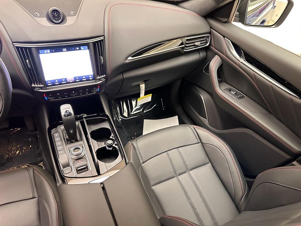 2024 Maserati Levante