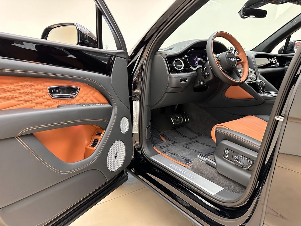 2024 Bentley Bentayga