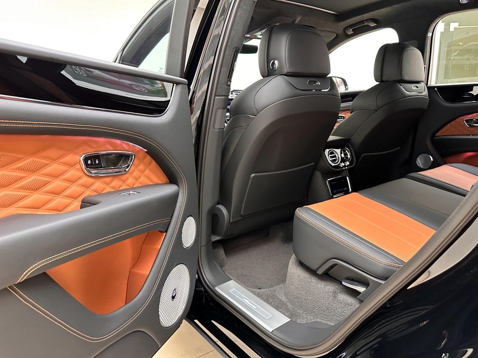 2024 Bentley Bentayga