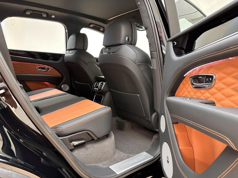 2024 Bentley Bentayga