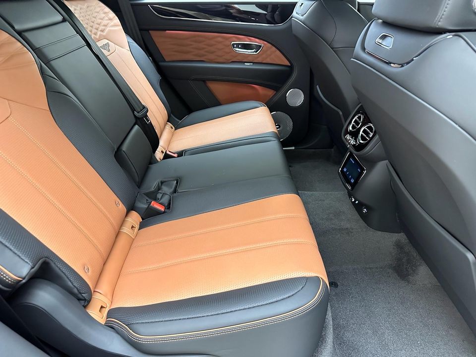 2024 Bentley Bentayga