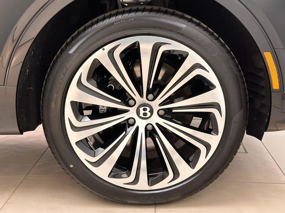 2024 Bentley Bentayga