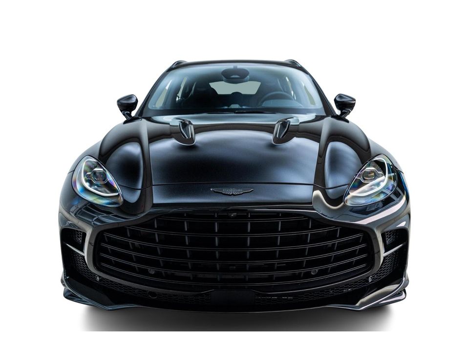 2025 Aston Martin DBX