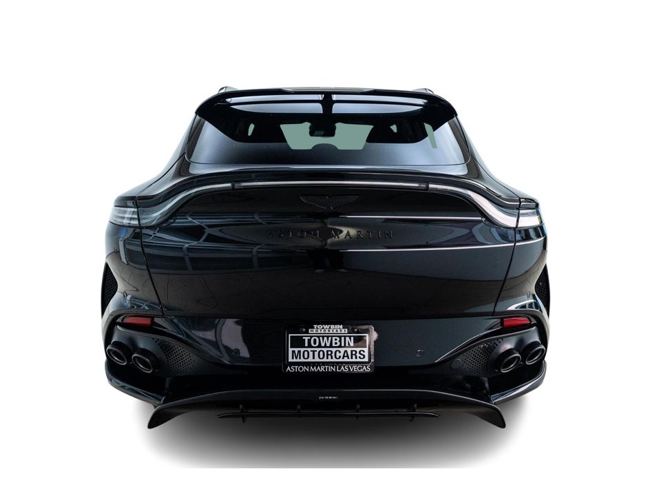 2025 Aston Martin DBX
