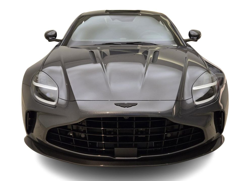 2025 Aston Martin Vantage