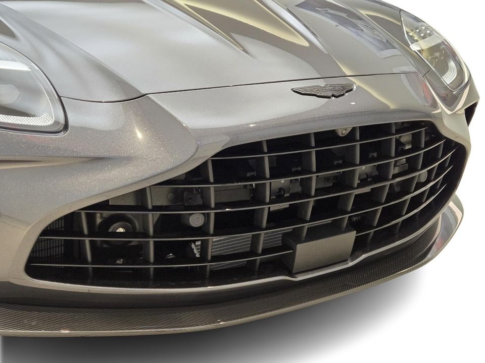 2025 Aston Martin Vantage