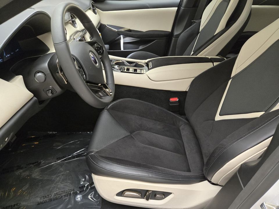 2025 Karma Revero