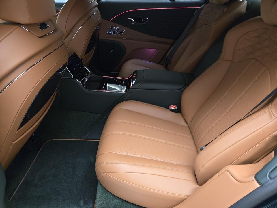 2025 Bentley Flying Spur