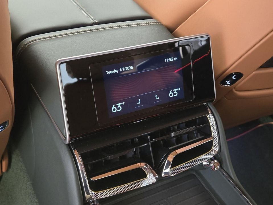 2025 Bentley Flying Spur