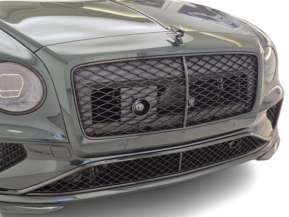 2025 Bentley Flying Spur