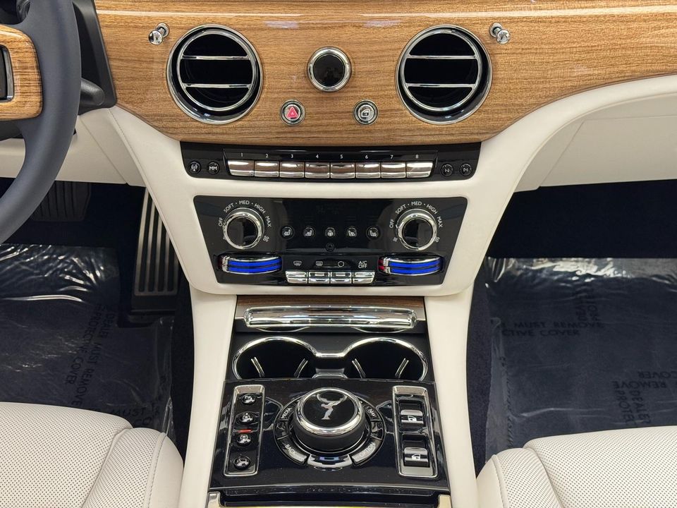 2025 Rolls-Royce Ghost