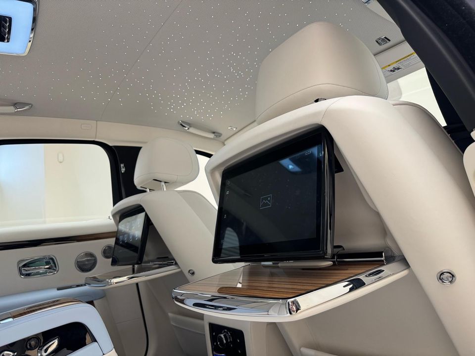 2025 Rolls-Royce Ghost