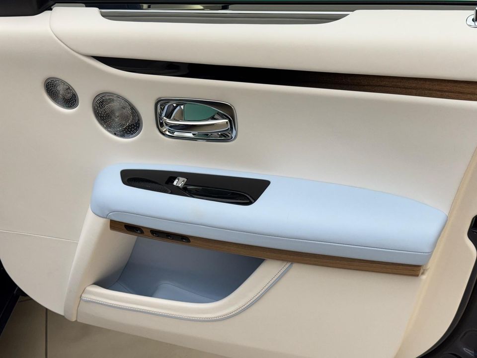2025 Rolls-Royce Ghost