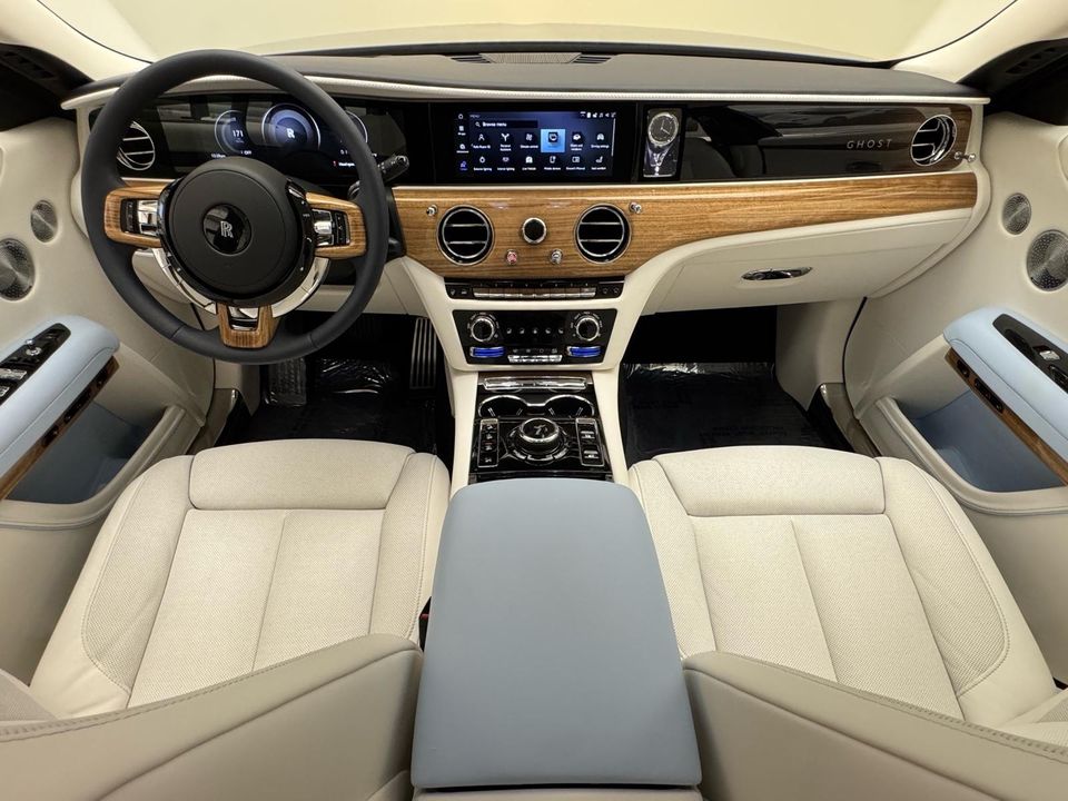 2025 Rolls-Royce Ghost