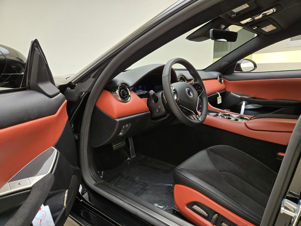 2025 Karma Revero