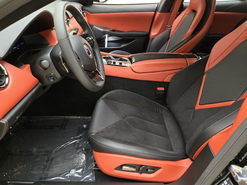 2025 Karma Revero