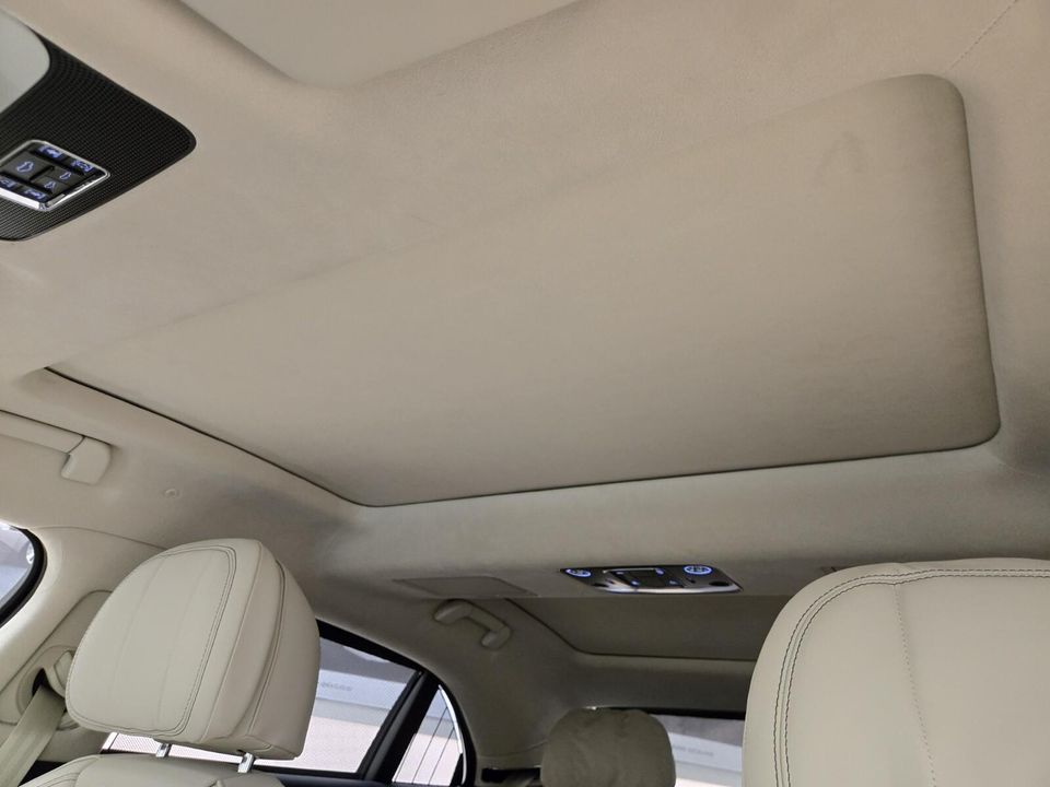 2025 Bentley Flying Spur