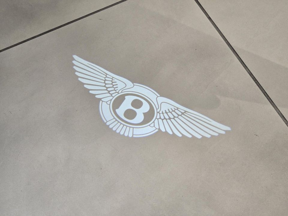 2025 Bentley Flying Spur