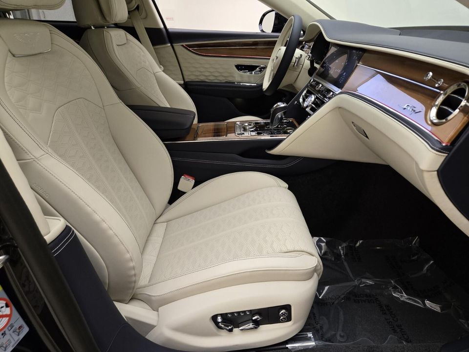 2025 Bentley Flying Spur