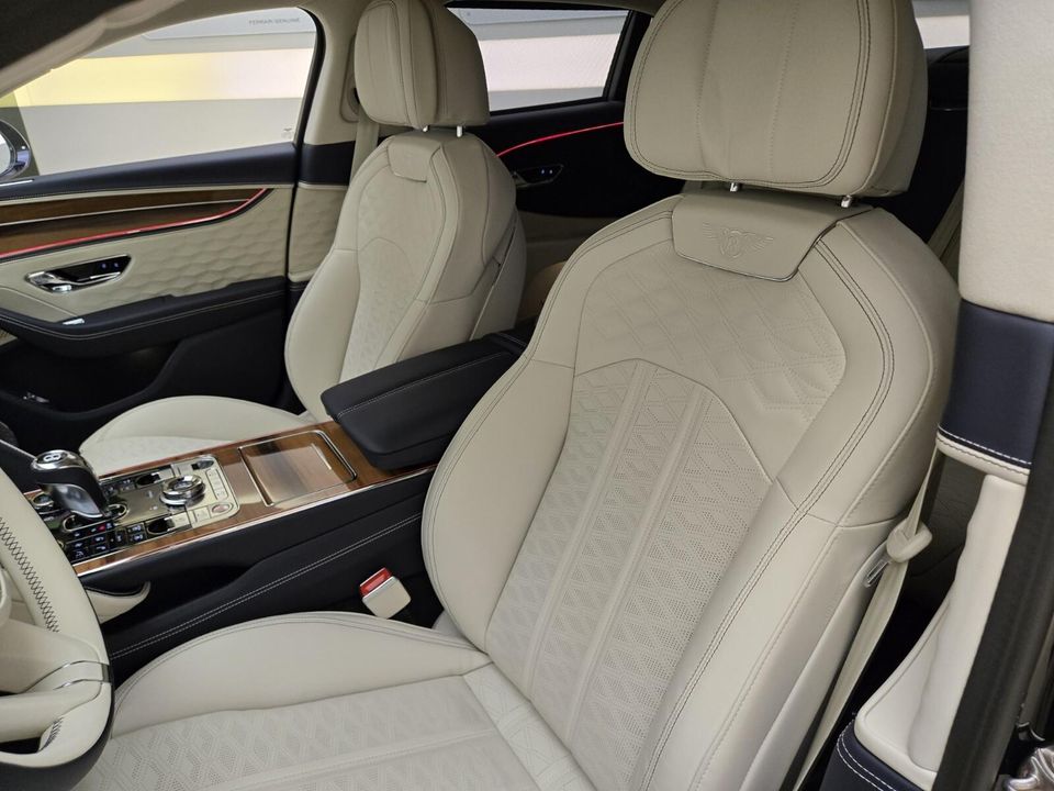 2025 Bentley Flying Spur