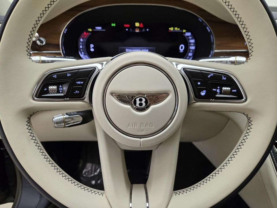 2025 Bentley Flying Spur