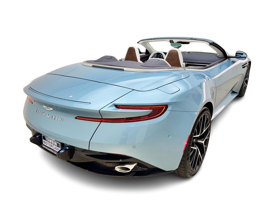 2025 Aston Martin DB12