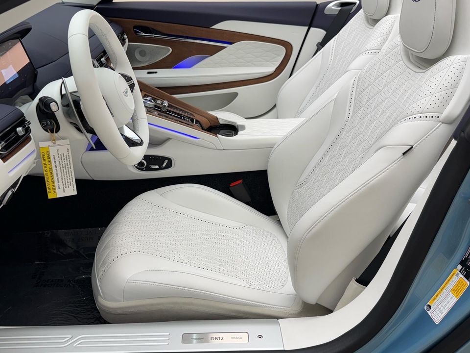 2025 Aston Martin DB12