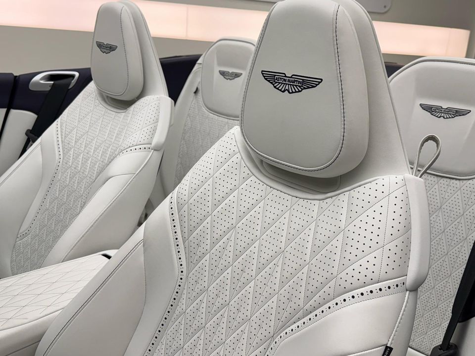 2025 Aston Martin DB12