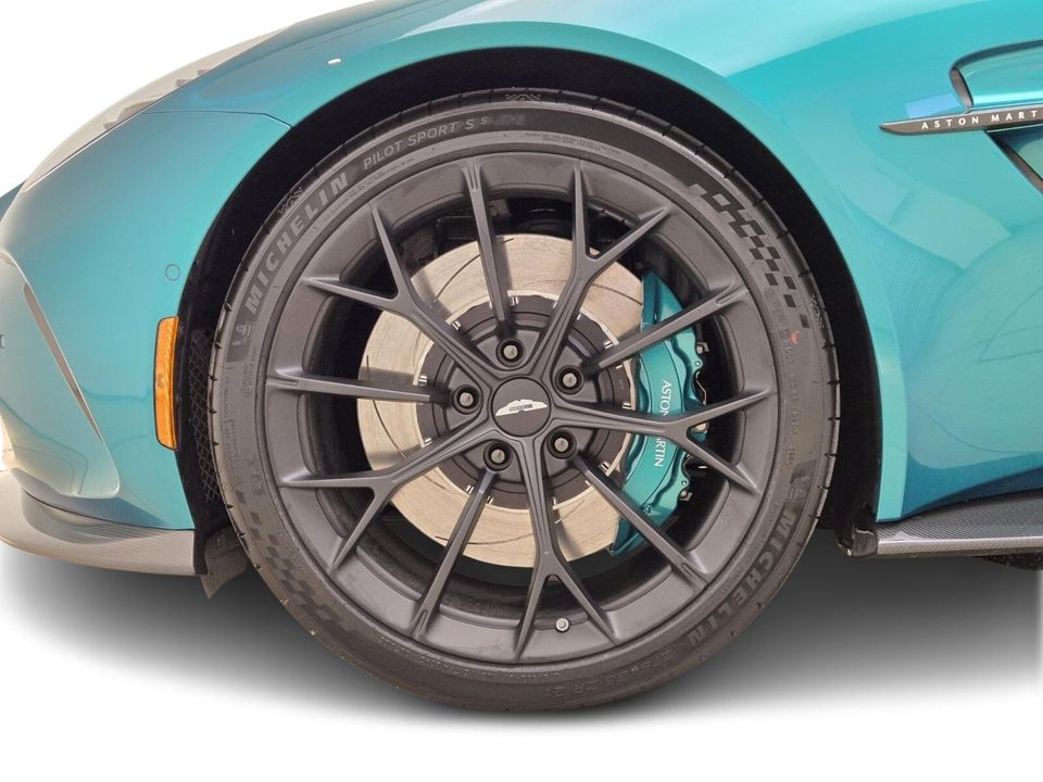 2025 Aston Martin Vantage