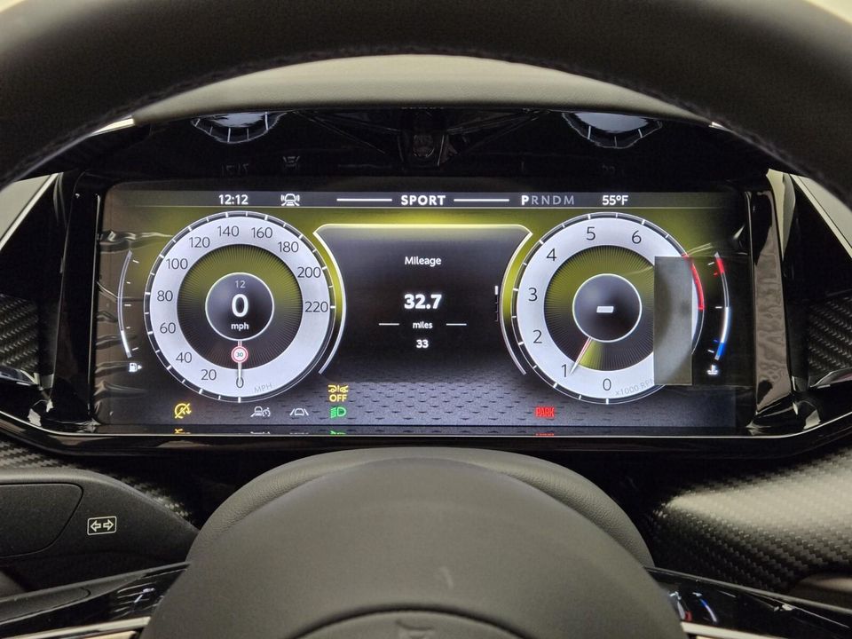 2025 Aston Martin Vantage