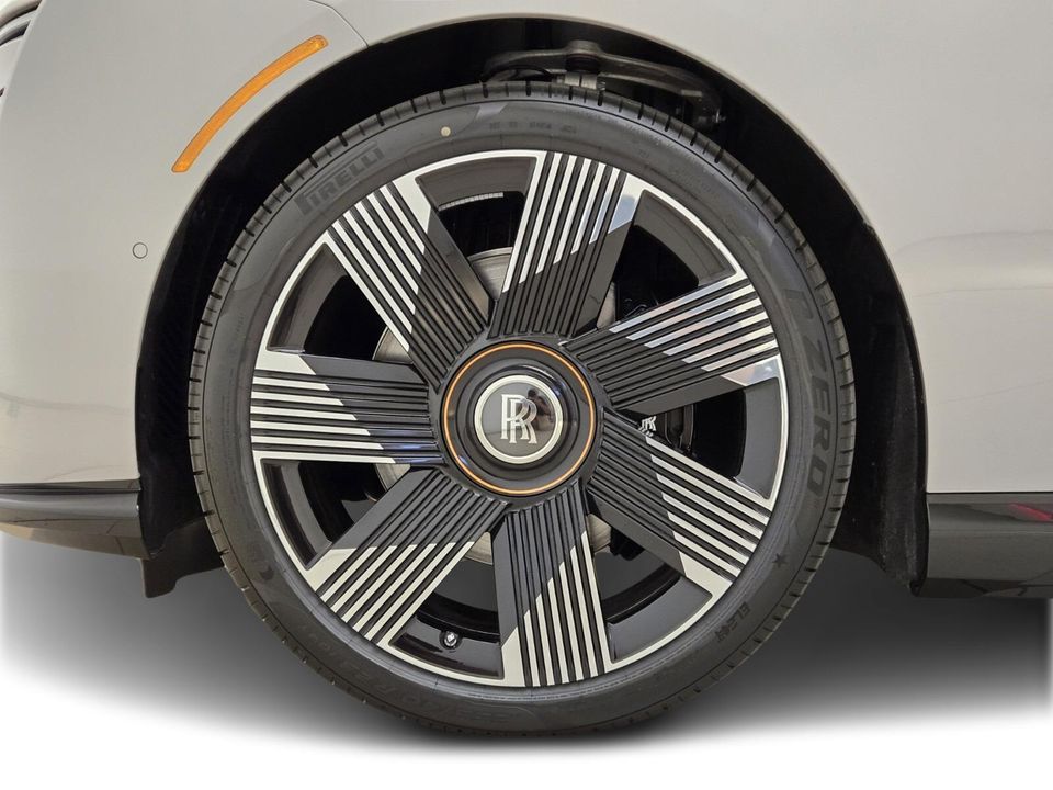 2025 Rolls-Royce Spectre