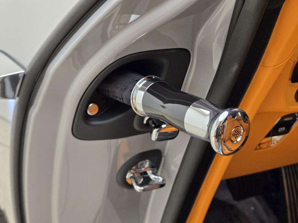 2025 Rolls-Royce Spectre