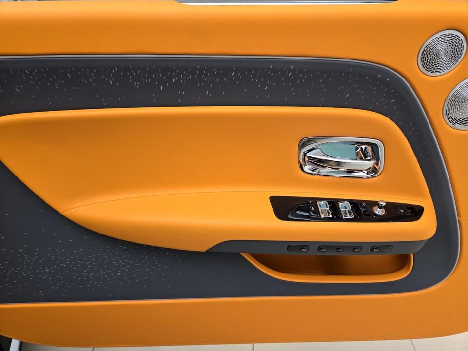 2025 Rolls-Royce Spectre