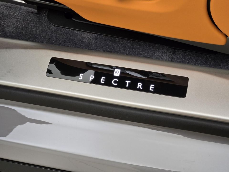 2025 Rolls-Royce Spectre