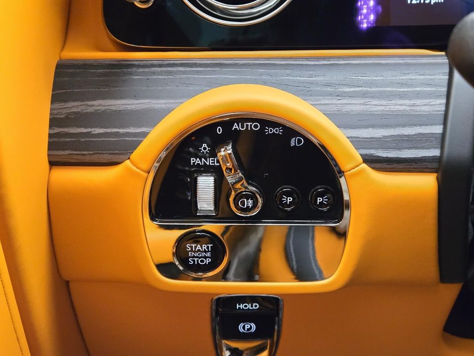 2025 Rolls-Royce Spectre