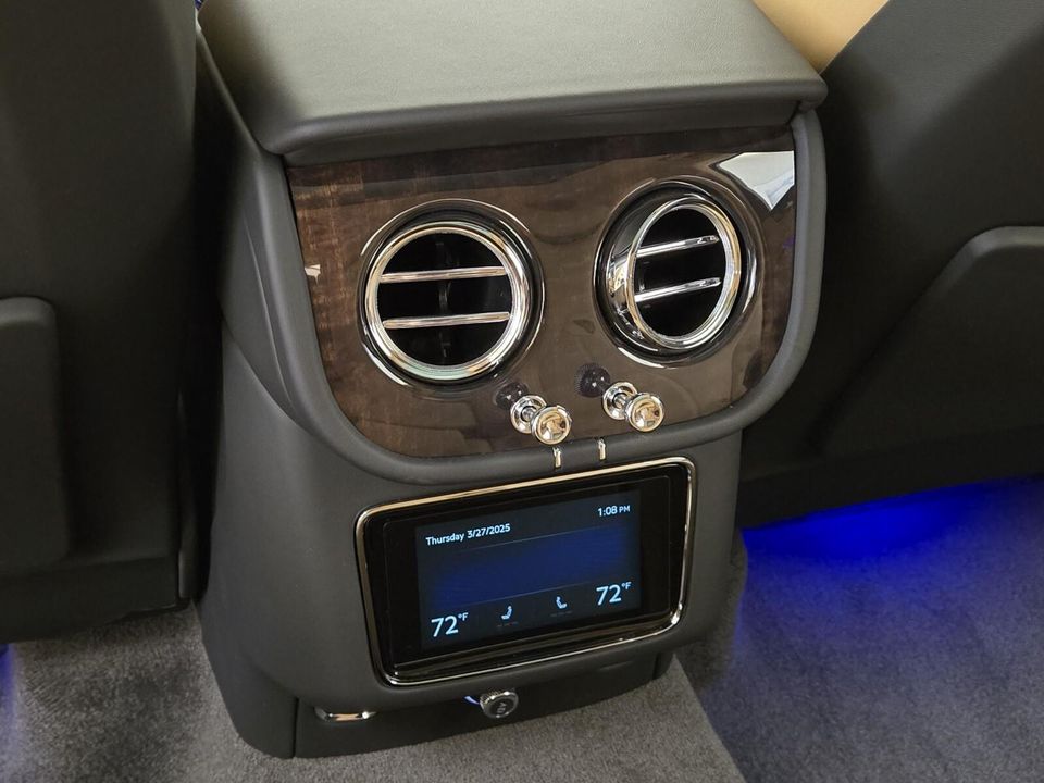 2025 Bentley Bentayga